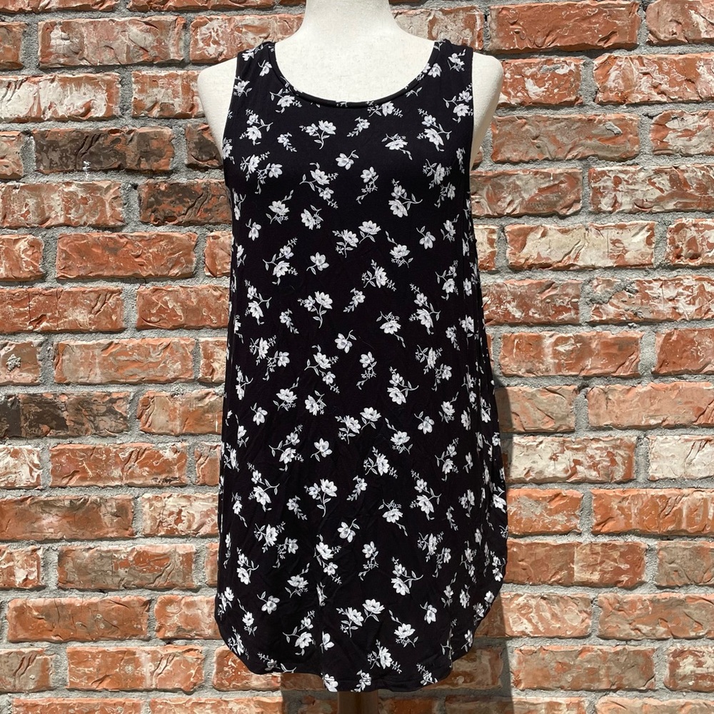 Old Navy long black floral tank dress / L / Excellent condition